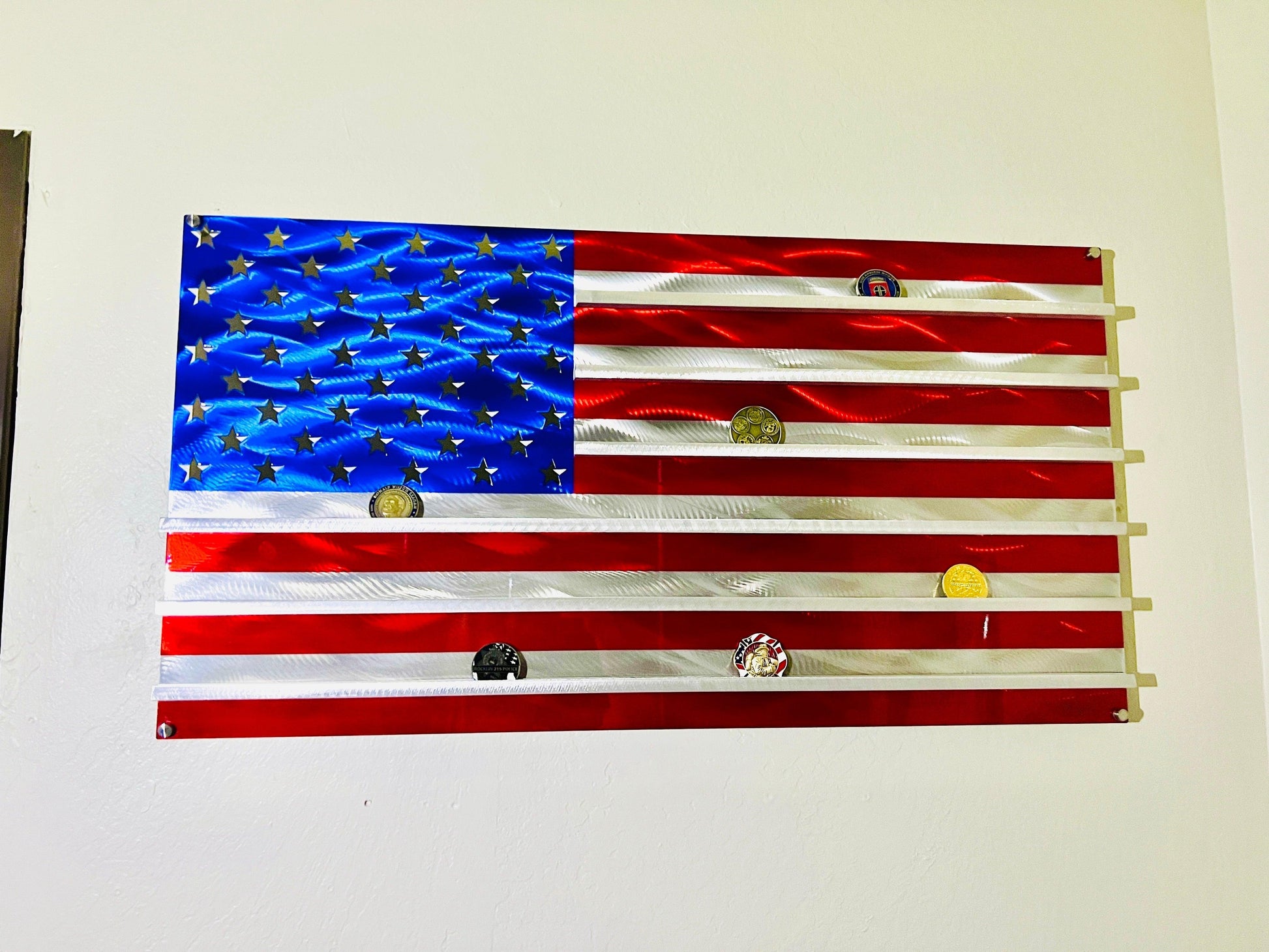 Flag - Metal American Flag Challenge Coin Holder